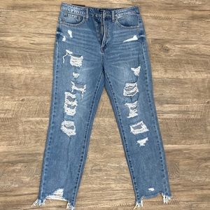 Ripped high waist jeans